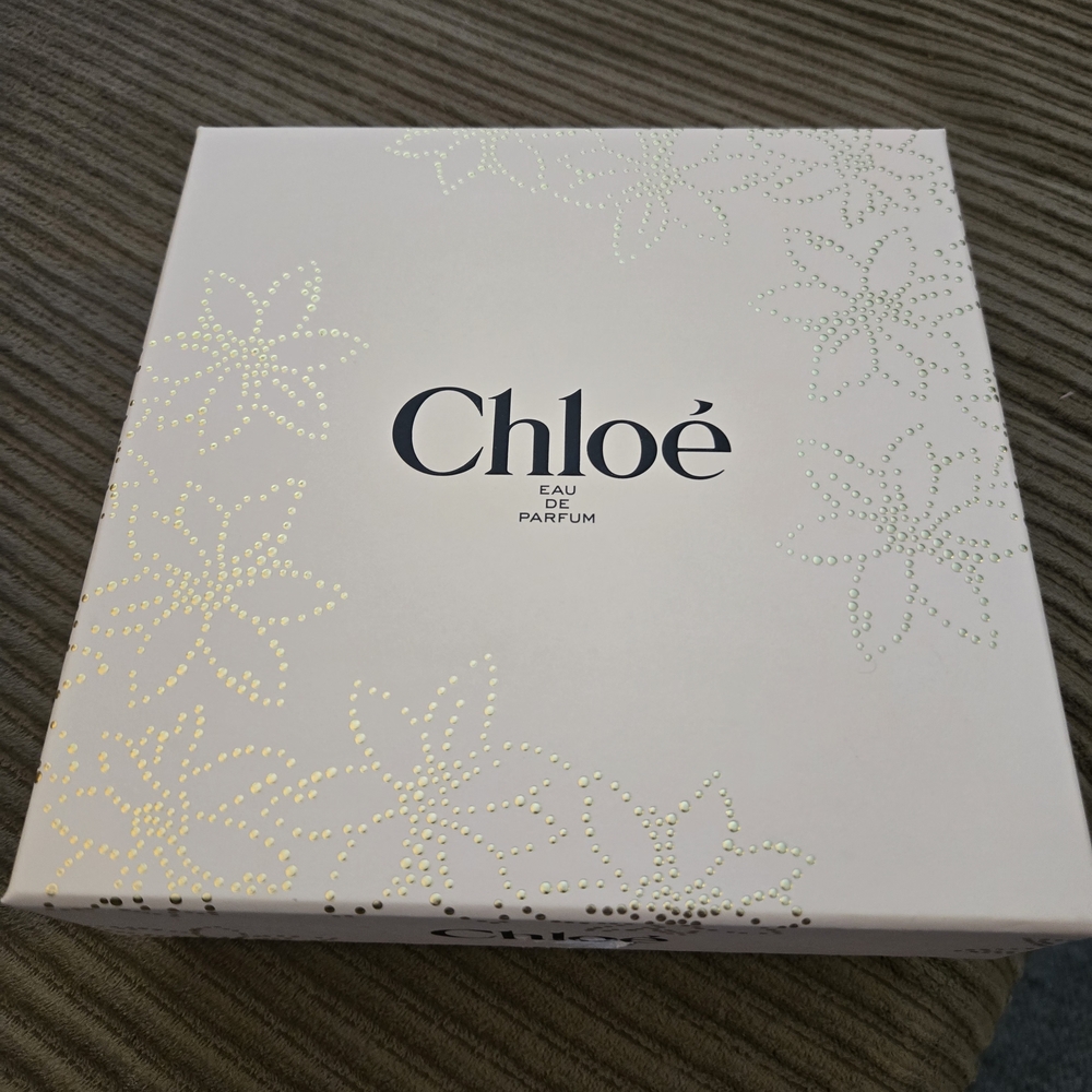 Chloe Gift Box Empty. - image 2